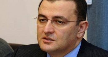 “მე მერცხვენია თქვენს მაგივრად და ბოდიშს ვიხდი… თქვენ ძალიან ცუდი ადამიანები ხართ”