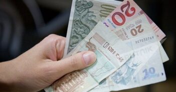 სიახლე მათთვის, ვისაც ბანკში სესხი აქვს – რამდენი ლარით შეგიმცირდებათ სესხზე ყოველთვიური შენატანი?